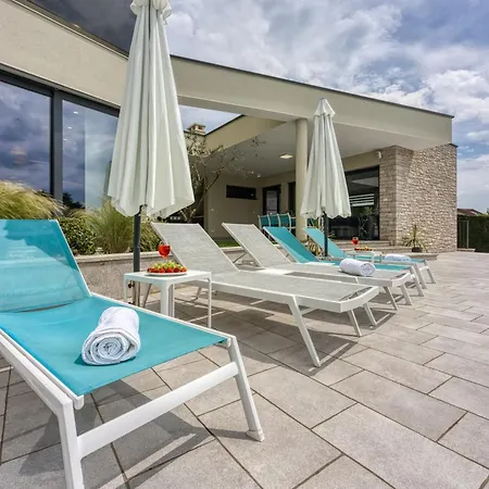 Vila Gordana Kringa